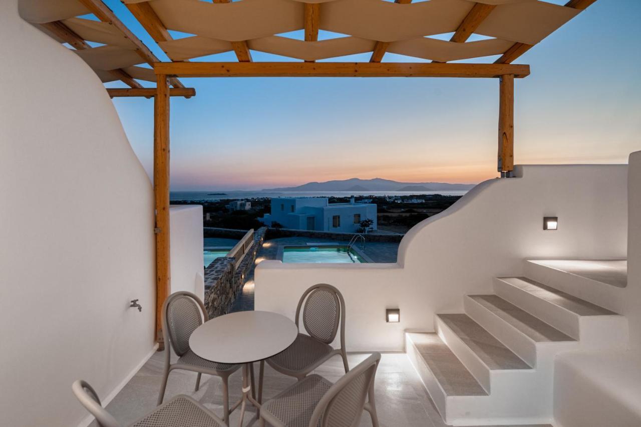 Mirabelle Luxury